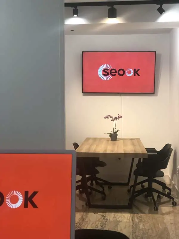 Aquí es donde SEOOK planea estrategias SEO para Lugo